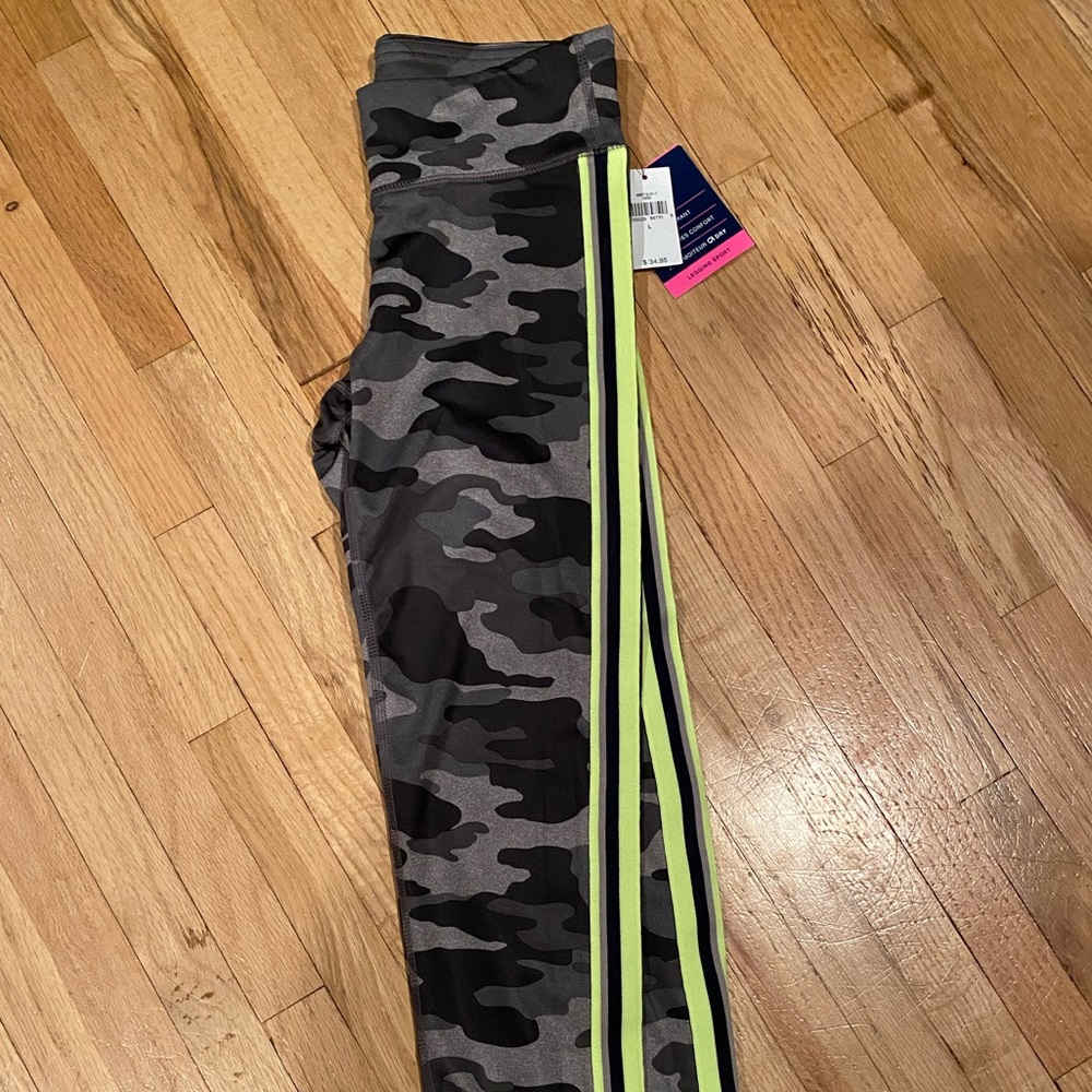 NWT Gap Kids Camo leggings Size L- 10
